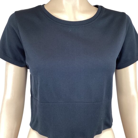 Offline By Aerie Black Crop Top Size Large Stretch Short SLeeve - Picture 6 of 6